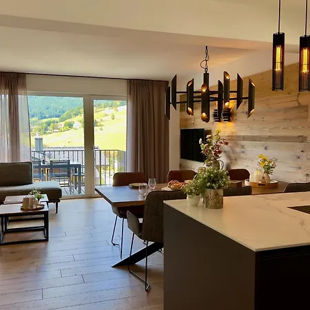 度假居 Grebenzen Starnberg 60a *